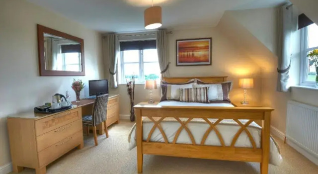 Sunset House Bed and Breakfast, Забронировать Отель Бизнес-отели Англии, 4* 5*