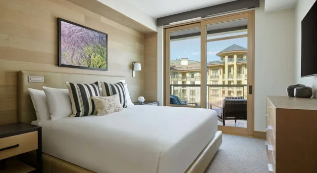 Luxe 2 Bedroom Ski In, Ski Out Residence in Snowmass Base Village
