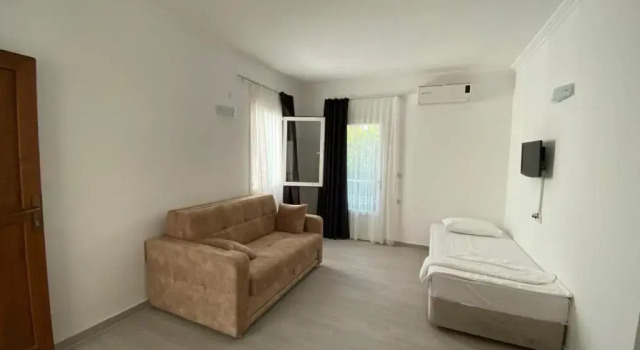 Manolya Hotel