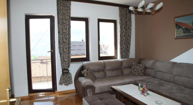 HSH Apartments
