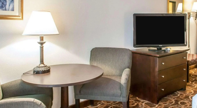 Четырёхместный номер Standard Premier Extended Stay Hobbs
