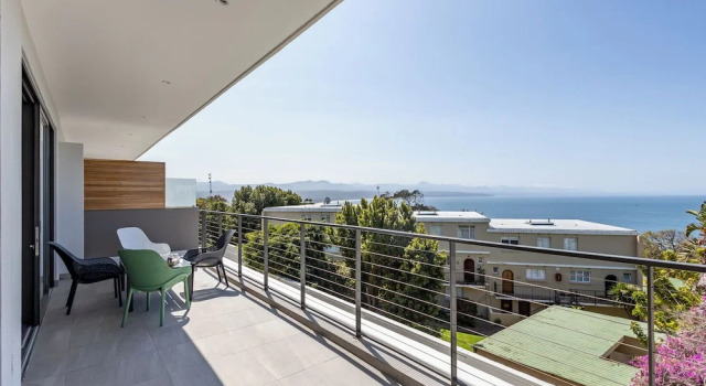 Апартаменты с 4 комнатами Plett Quarter Apartments