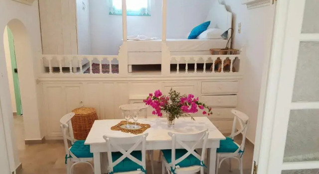 Апартаменты Amalthia House