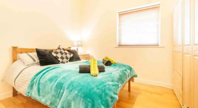 Smythen St, 2 bed apartment with balcony, Boek Appartement Appartementen in Exeter, Appartement