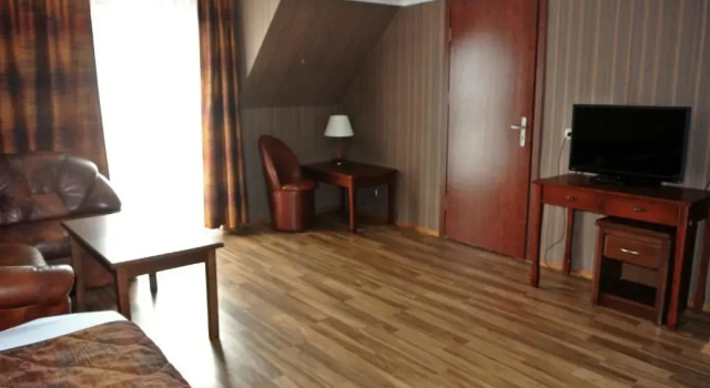 Апартаменты Manor Hotel
