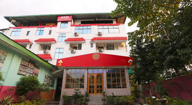 OYO Flagship 50138 Hotel Parashuram ISBT
