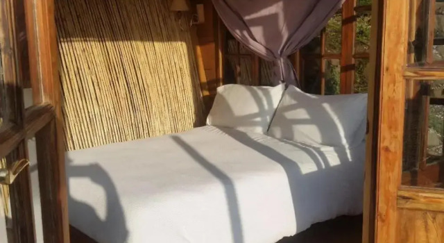 Treehouse ,Casa Arbol, with Spa, Prenota Hotel Algarrobo-Costa Axarquía