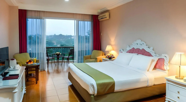 Braja Mustika Hotel Bogor, Book Hotel Hoteller i Sawah med pool, Swimmingpool