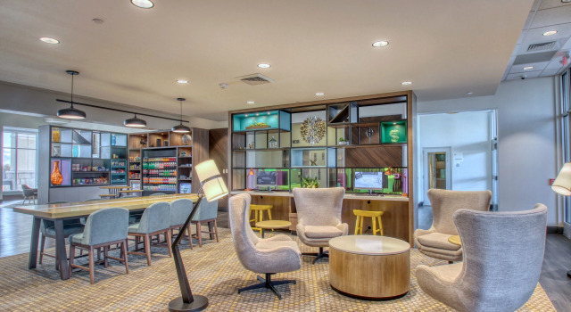 Holiday Inn - Appleton, an IHG Hotel, Book Hotel Appleton Wisconsin, nær Fox Cities Stadium