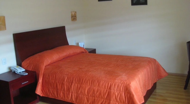 Двухместный номер Standard Hotel CR Tehuacan