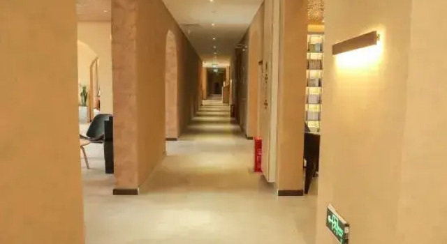 Weiwan Hotel (Xinzheng Henan Institute of Industry and Trade Shawoli Subway Station), Book Hotel Zhengzhou Henan
