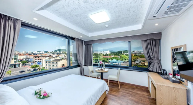 Номер Standard Leslie Hotel