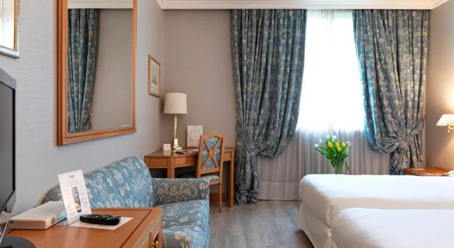 Superior Double room Royal Garden Assago Milano