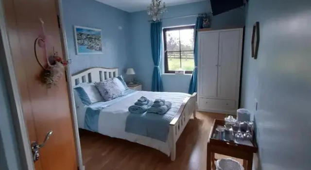 Standard Doppel Zimmer mit Gartenblick Shadowvale E34X773