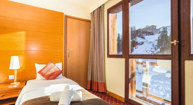 Hôtel La Plagne Le Terra Nova, Забронировать Курортный отель Отели Ла-Плань-Тарантез 3 звезды, рядом с Горнолыжный подъемник Лё Франс, 3*