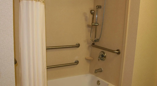 Четырёхместный номер Standard Hampton Inn & Suites Sacramento-Elk Grove Laguna I-5
