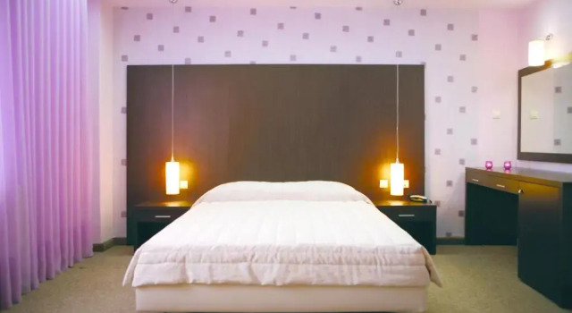 Suite Hotel Assembly