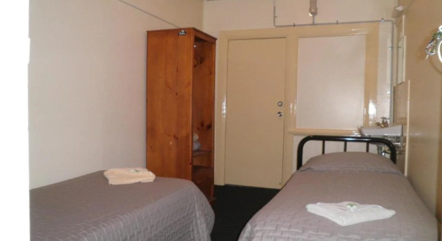 Grafton Hotel, Забронировать Отель Графтон Clarence Valley