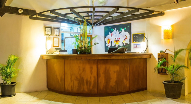 Lomani Island Resort, Book Ferieresort Hoteller i Mamanuca Islands med morgenmad, Morgenmad