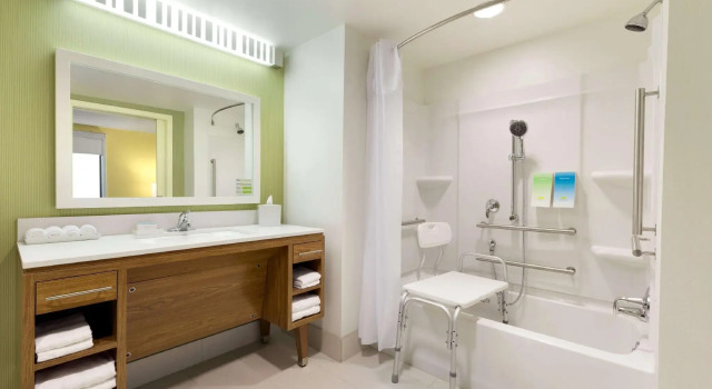 Двухместный номер Standard c 1 комнатой Home2 Suites By Hilton La Crosse