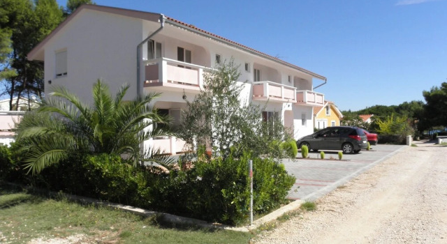 Vink - 80 m From Beach - A2, Забронировать Отель Вир Zadar Islands
