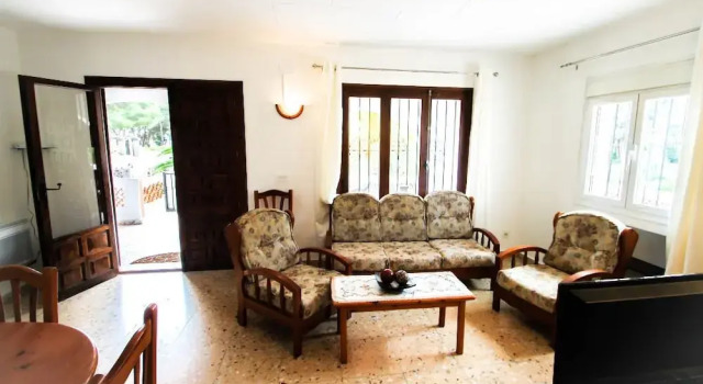 Miquel - pretty holiday property with garden and private pool in Moraira, Забронировать Отель Морайра Коста-Бланка