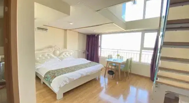 Люкс Comfort Golden Shell LOFT Film Select Apartment