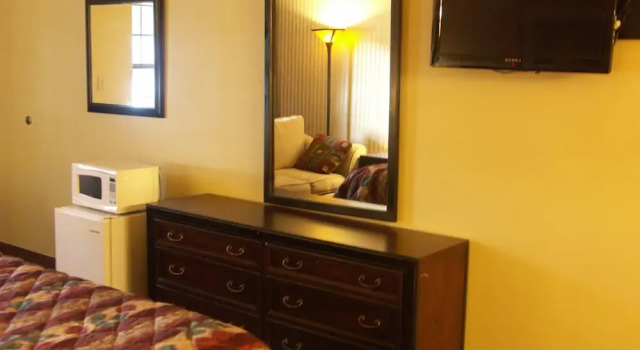 Двухместный номер Standard Deerwood Inn and Madison Campground