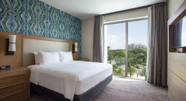 Двухместный люкс с 2 комнатами Residence Inn Palm Beach Gardens