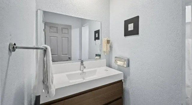 Двухместный номер Standard с балконом Sol Springs Inn