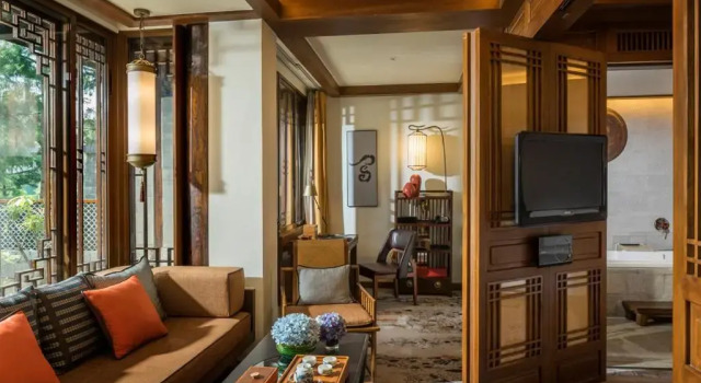 Двухместный номер Premium InterContinental Lijiang Ancient Town Resort by IHG