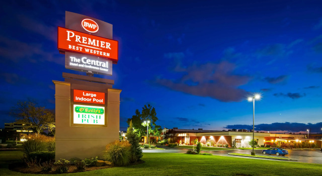 Best Western Premier the Central Hotel & Conference Center, Buchen Sie Hotel Harrisburg Hershey-Harrisburg