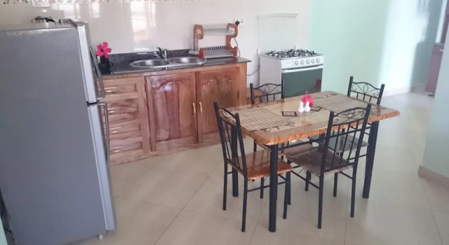 Вилла с 4 комнатами с балконом Bedier Villa Self-catering Apartments
