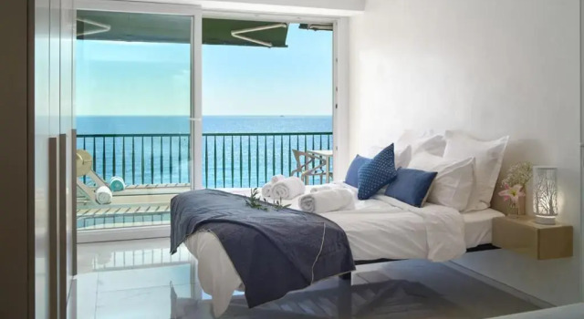Sunlight Properties - Sky blue - 3 bedroom flat with sea view on the Promenade des Anglais, Забронировать Апартаменты/квартира Апартаменты Ниццы, рядом с Пляж Фаброн, Апартаменты/квартира