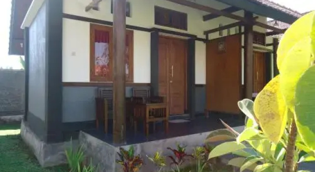 Prabhu Suites, Varaa Hotelli Seririt Bali