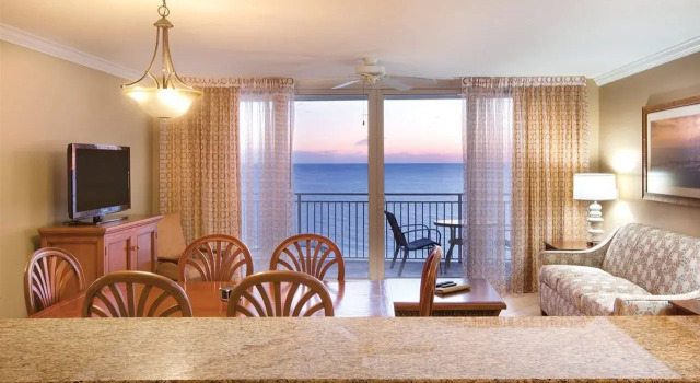 Club Wyndham Panama City Beach, Забронировать Отель Отели Панхэндл Флориды с парковкой, Парковка