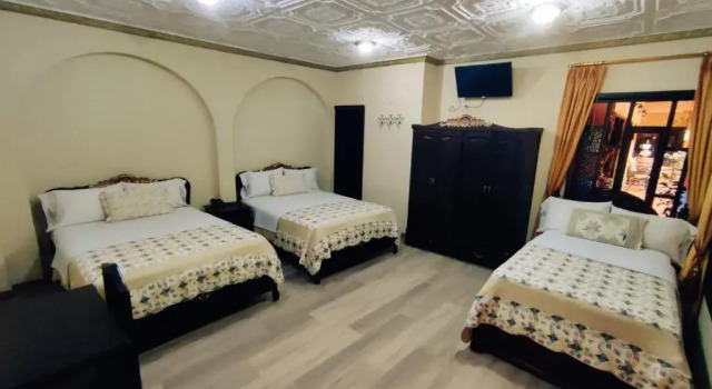 Трёхместный номер Standard Hotel Vieja Mansion