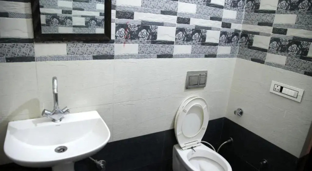 OYO 86483 Galaxy Stays, Rezerwuj Hotel Ludhijana Punjab
