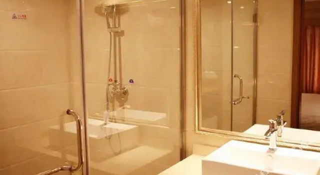 Liupukang Hotel, Book Hotel Hoteller i Beijing Province med parkering, Parkering