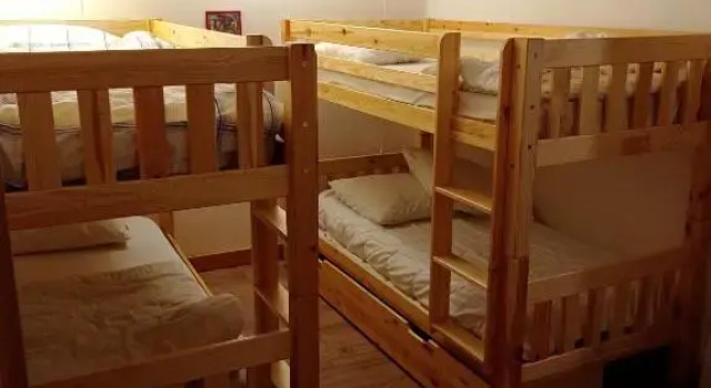 Logis Saint Roch, Prenota Hotel Hotel a Alvernia con parcheggio, Parcheggio