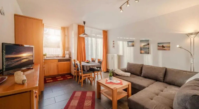 Haus Roland Wohnung 05, Book Hotel Hotels in Usedom with a Pool, Swimming Pool
