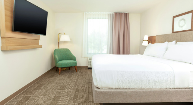 Staybridge Suites San Bernardino - Loma Linda by IHG, Забронировать Отель Отели Лома-Линда с парковкой, Парковка