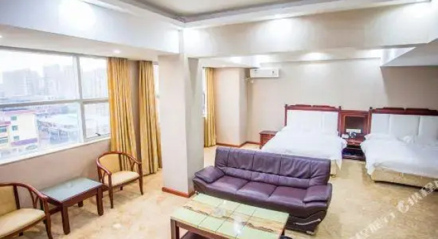 Yinhe Business Hotel, Rezerwuj Hotel Hotele w Zhuhai z parkingiem, Parking