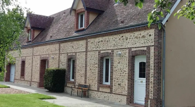 Gîte familial 5 pers avec billard et terrain de jeux - FR-1-581-59, Book Hotel  