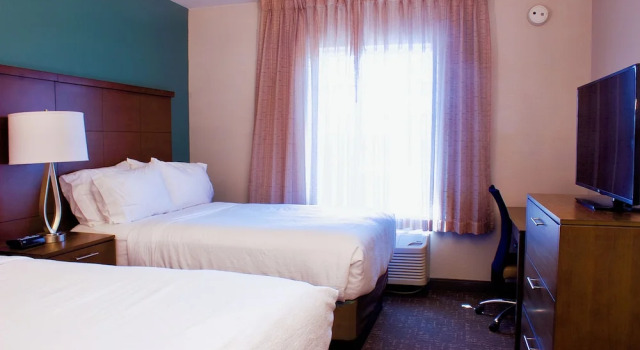Номер Standard с 2 комнатами Staybridge Suites Chattanooga-Hamilton Place by IHG