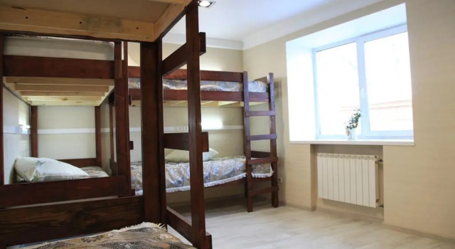 East-West Hostel, Забронировать Хостел Правобережный административный округ Иркутск