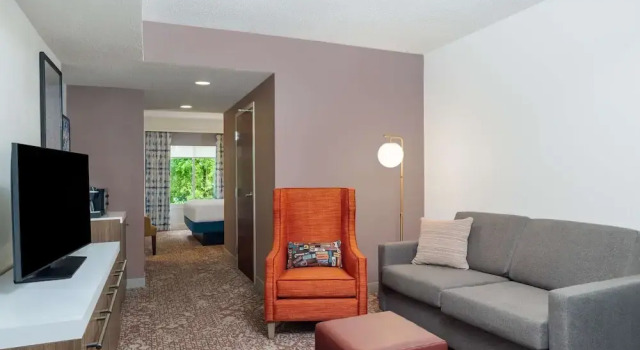 Полулюкс Hilton Garden Inn Montgomery East