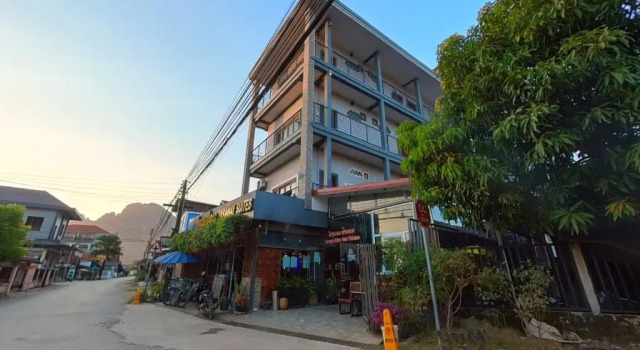 Faraway Suites - Hostel