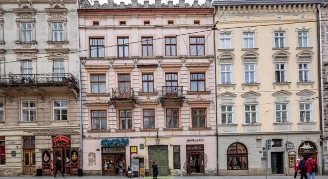 View on Rynok Square apartments, Забронировать Апартаменты/квартира Апартаменты Львова, рядом с The Palace of Siemienski-Lewickis, недорого, Апартаменты/квартира