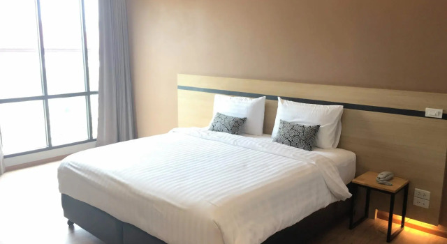 Sans Hotel